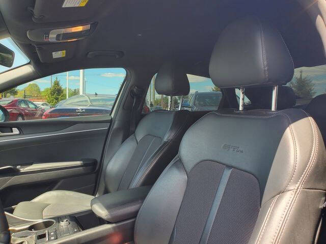 2023 Kia K5