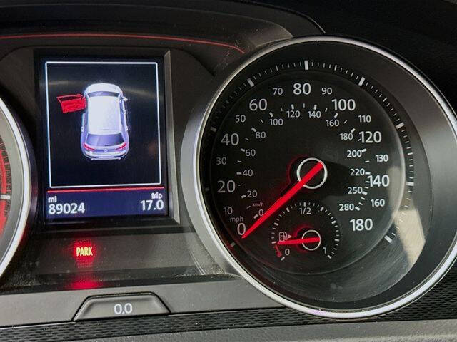 2017 Volkswagen Golf GTI SE