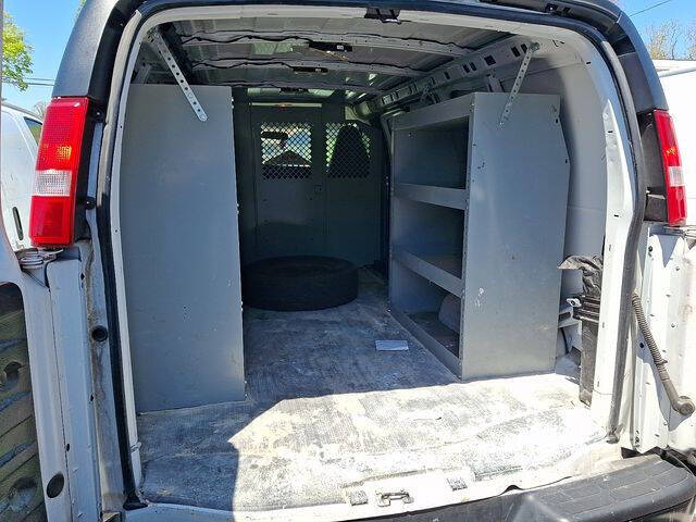 2021 Chevrolet Express 2500