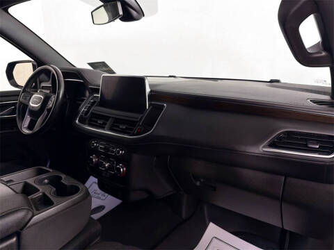 2022 GMC Yukon XL SLE