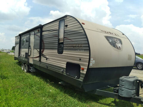 2016 Forest River CHEROKEE for sale at South Point Auto Sales in Buda TX