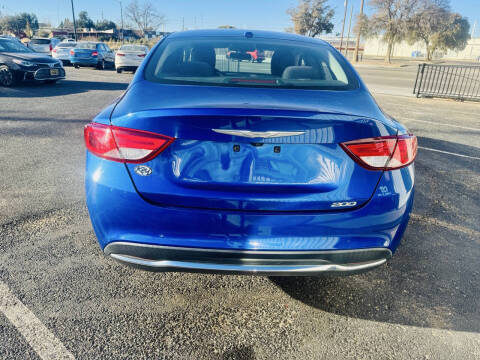 2015 Chrysler 200 Limited