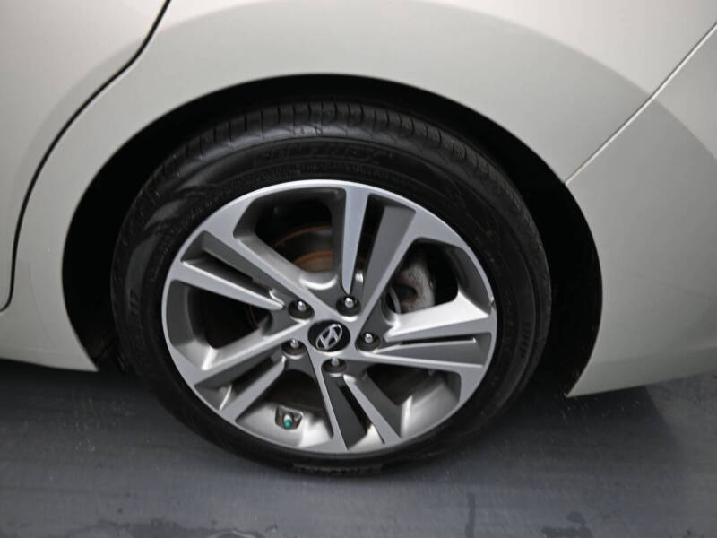 2018 Hyundai Elantra