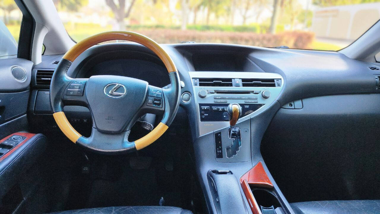 2012 Lexus RX 350  - $14,999