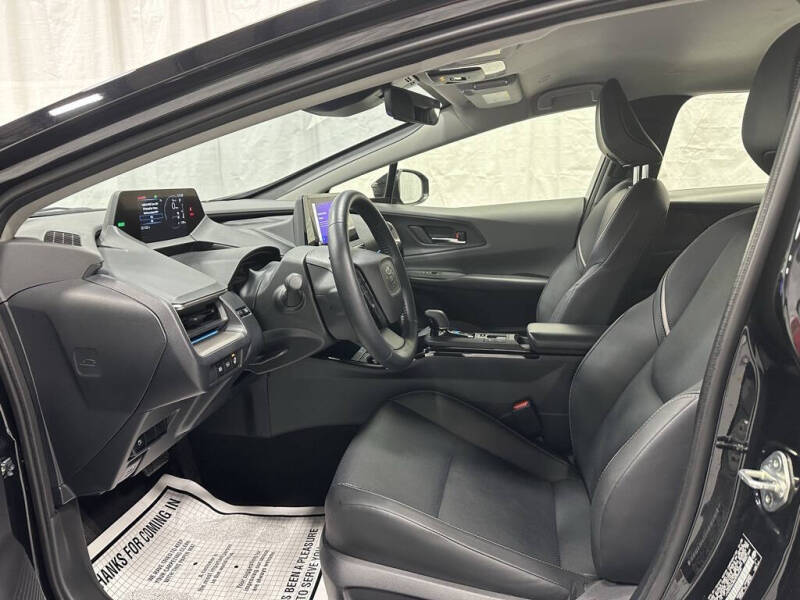 2025 Toyota Prius XLE