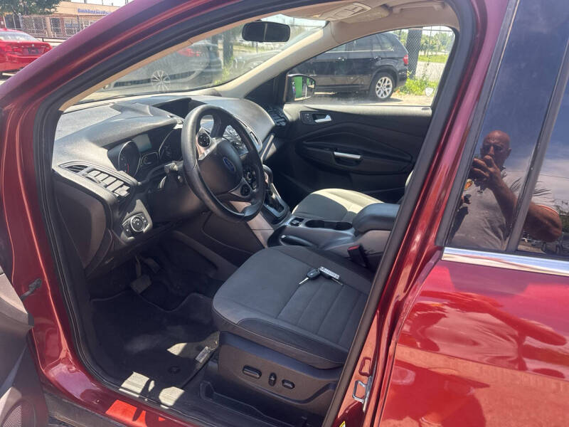 2016 Ford Escape SE