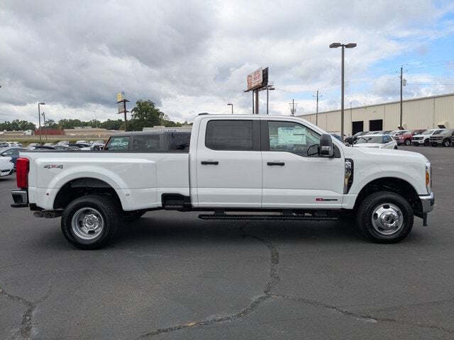 2025 Ford F-350 Super Duty XL