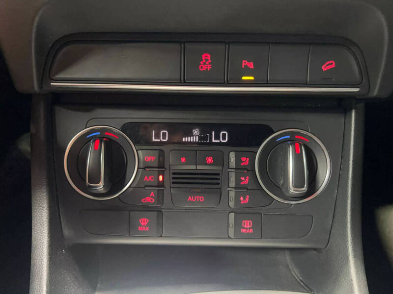 2017 Audi Q3 2.0T Premium