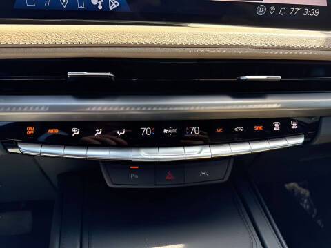 2024 Cadillac XT4 Luxury