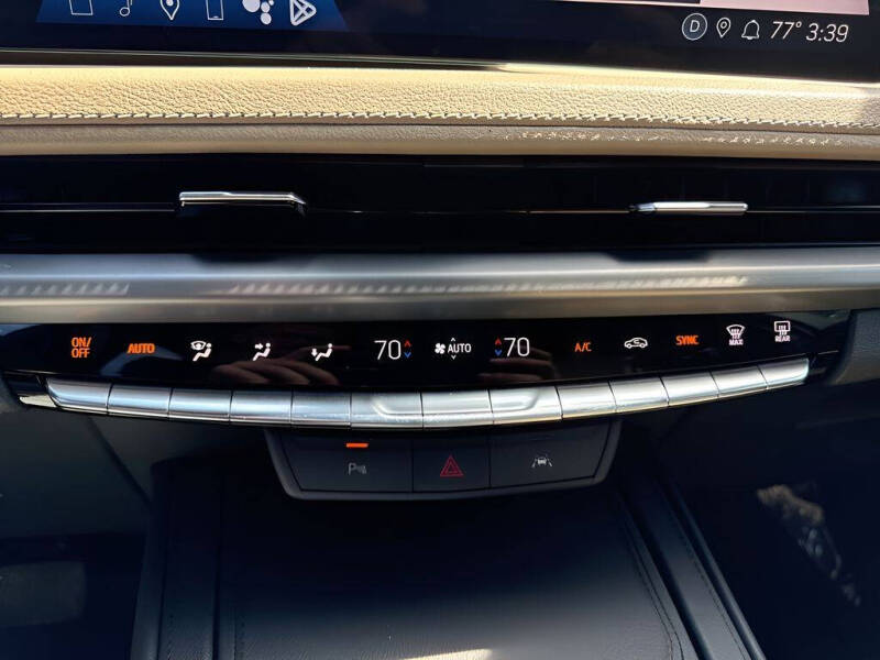 2024 Cadillac XT4 Luxury