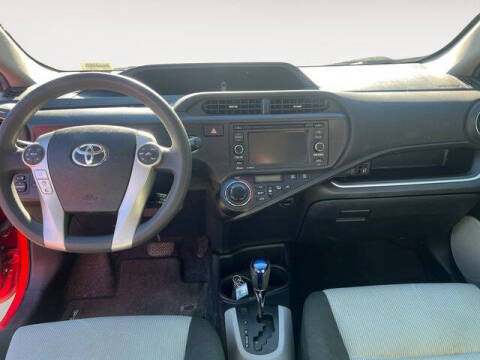 2014 Toyota Prius c Three