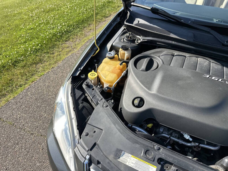 2011 Chrysler 200 Limited