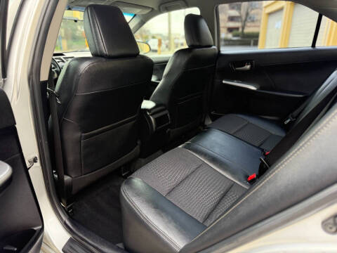 2012 Toyota Camry SE