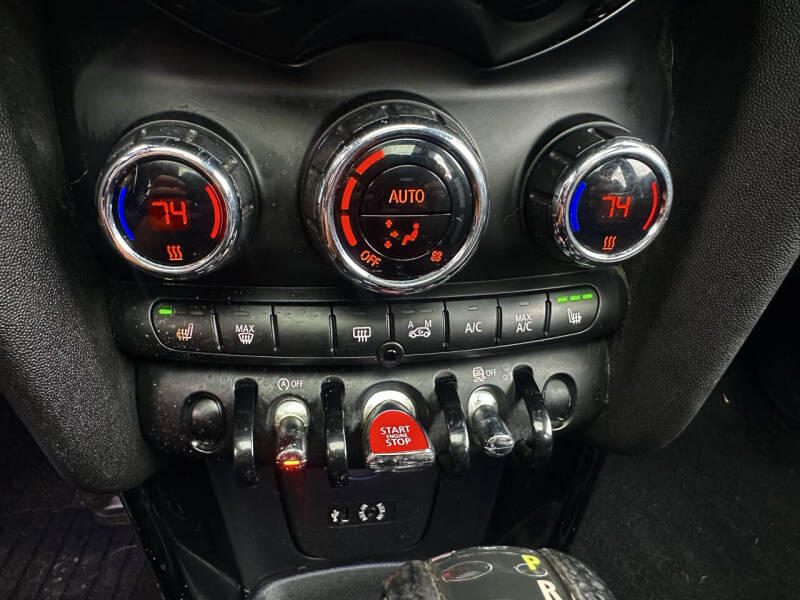 2015 MINI Hardtop 4 Door Cooper