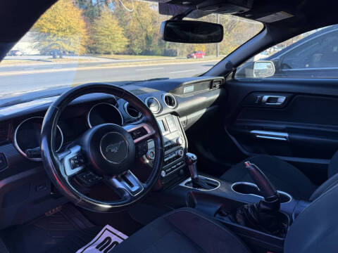 2019 Ford Mustang EcoBoost