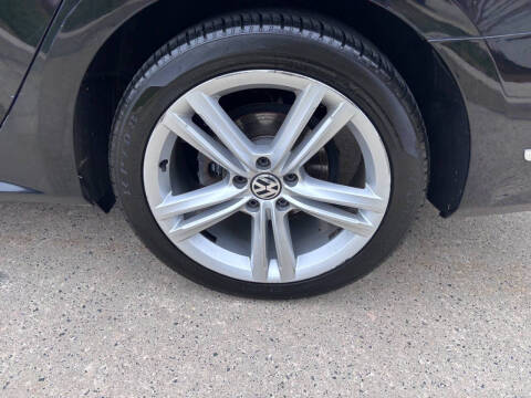 2013 Volkswagen Passat TDI SEL Premium