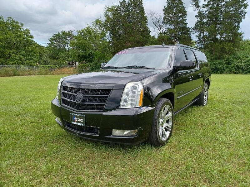 2013 Cadillac Escalade ESV for sale at LA PULGA DE AUTOS in Dallas TX