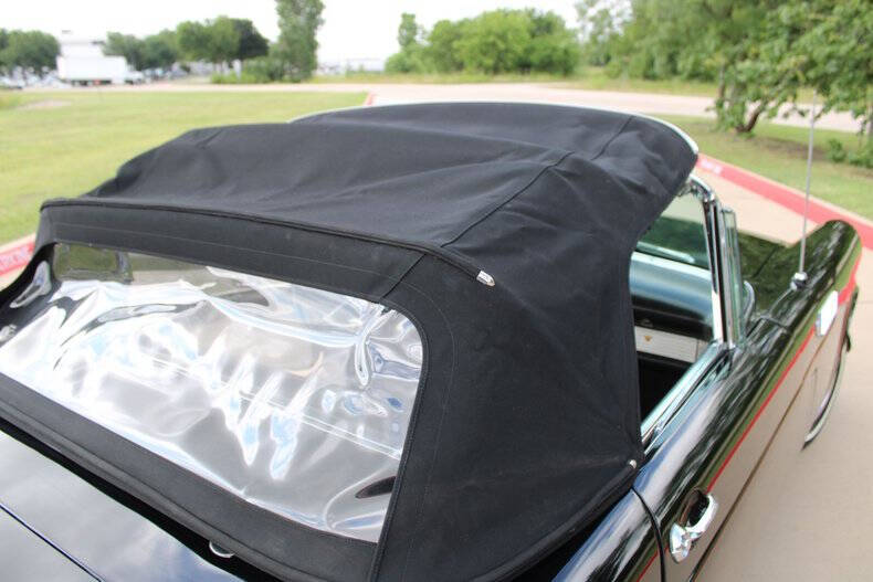 1956 Ford Thunderbird