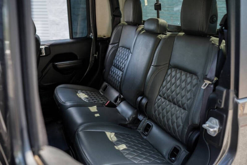 2021 Jeep Gladiator Mojave