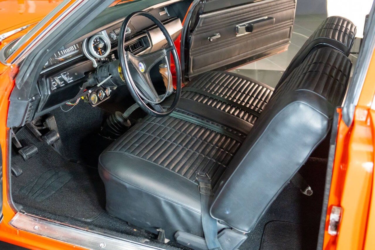1968 Plymouth Roadrunner 10