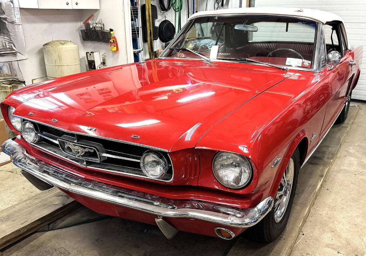 1965 Ford Mustang 3