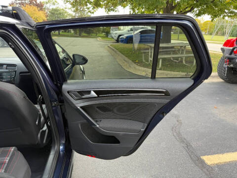 2017 Volkswagen Golf GTI S