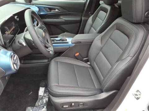 2026 Chevrolet Equinox EV LT 2