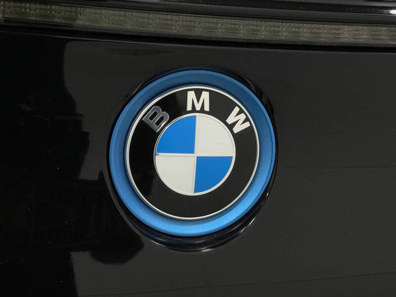 2015 BMW i8