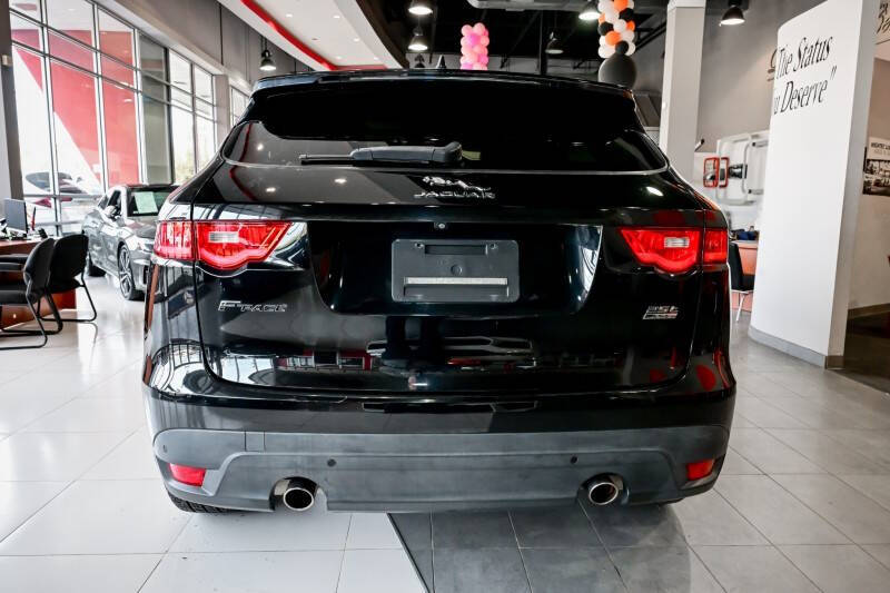 2019 Jaguar F-PACE 25t R-Sport