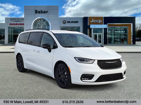 2025 Chrysler Pacifica for sale at Baker Chrysler Dodge Jeep Ram in Lowell MI