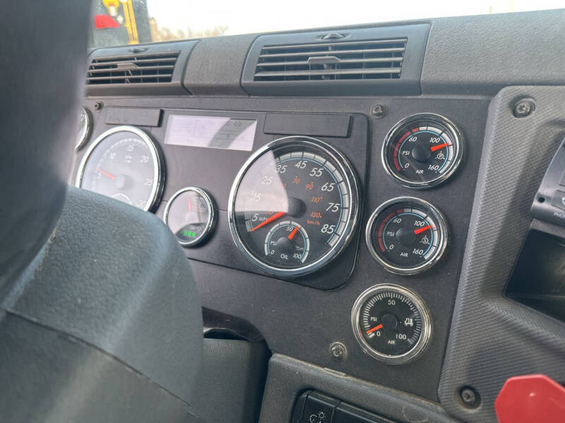 2017 Freightliner Cascadia