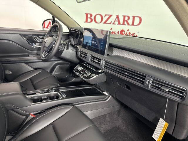 2025 Lincoln Corsair Premiere