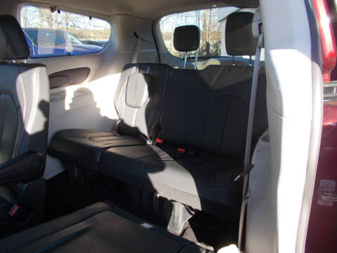 2020 Chrysler Pacifica Touring L