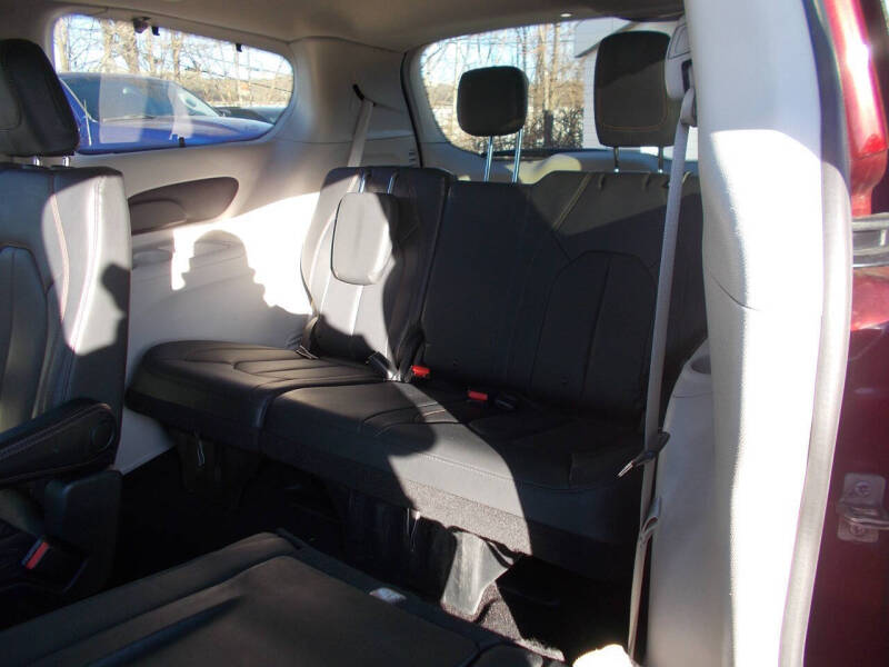 2020 Chrysler Pacifica Touring L