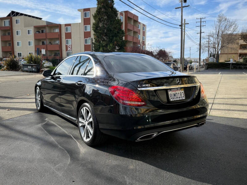 2015 Mercedes-Benz C-Class C 300