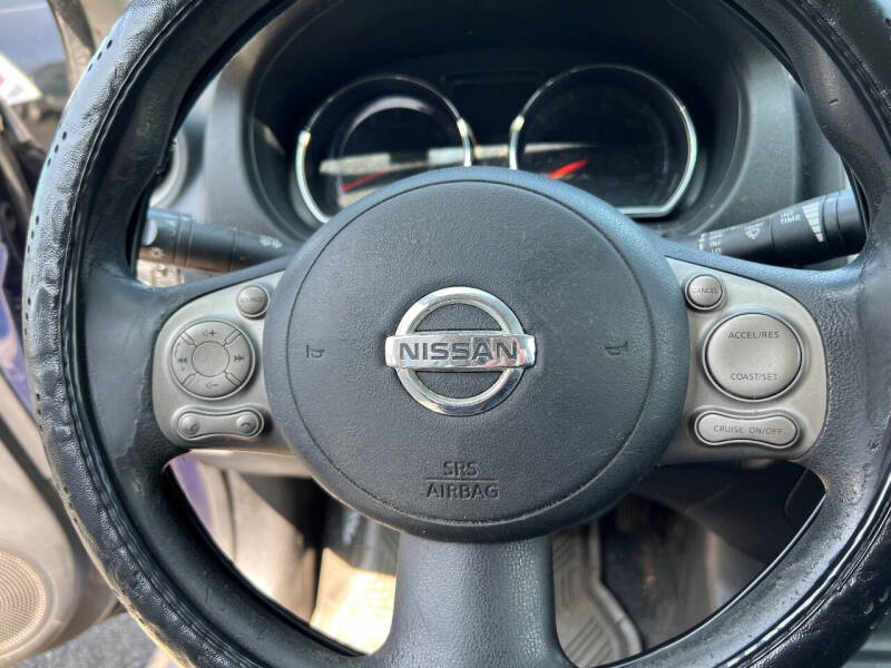 2012 Nissan Versa 1.6 SL