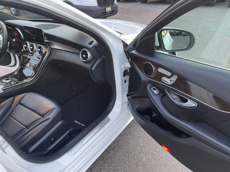 2019 Mercedes-Benz C-Class C 300