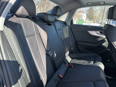 2017 Audi A4 2.0T quattro Premium