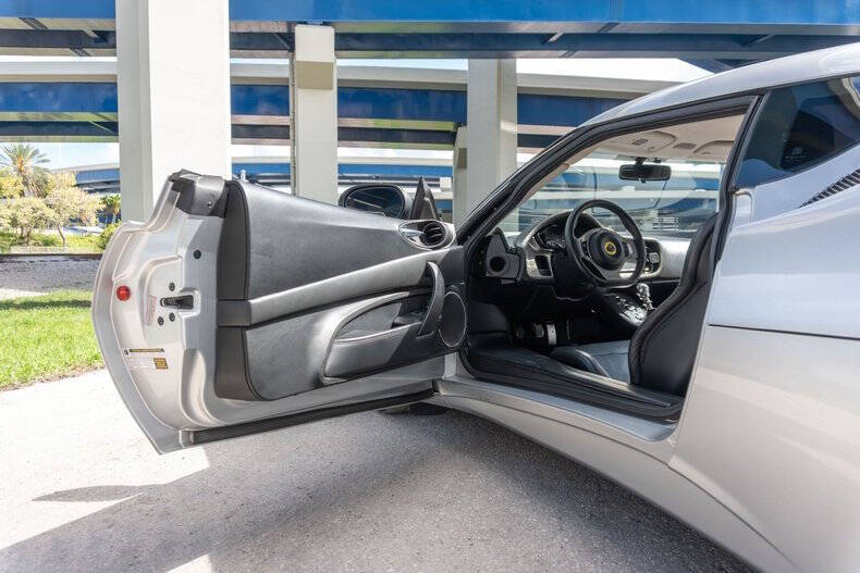 2011 Lotus Evora