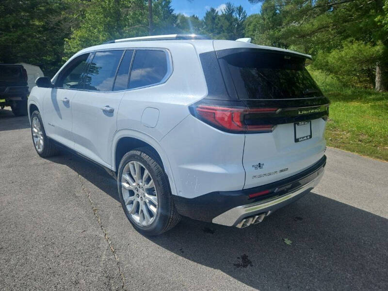 2026 GMC Acadia Denali
