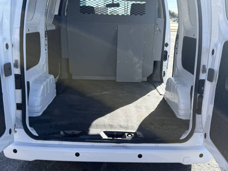 2020 Nissan NV200 SV