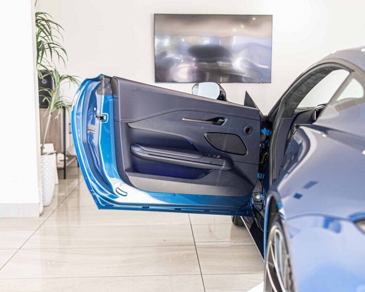 2026 Aston Martin Vantage