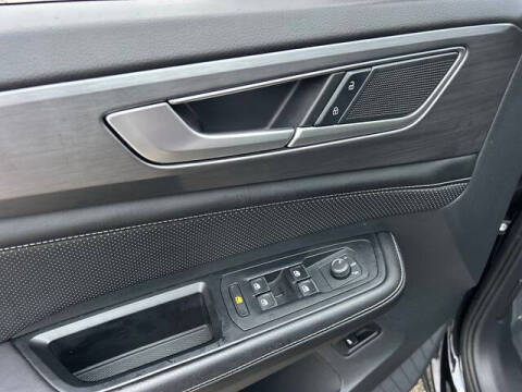 2024 Volkswagen Atlas Cross Sport SE 4Motion