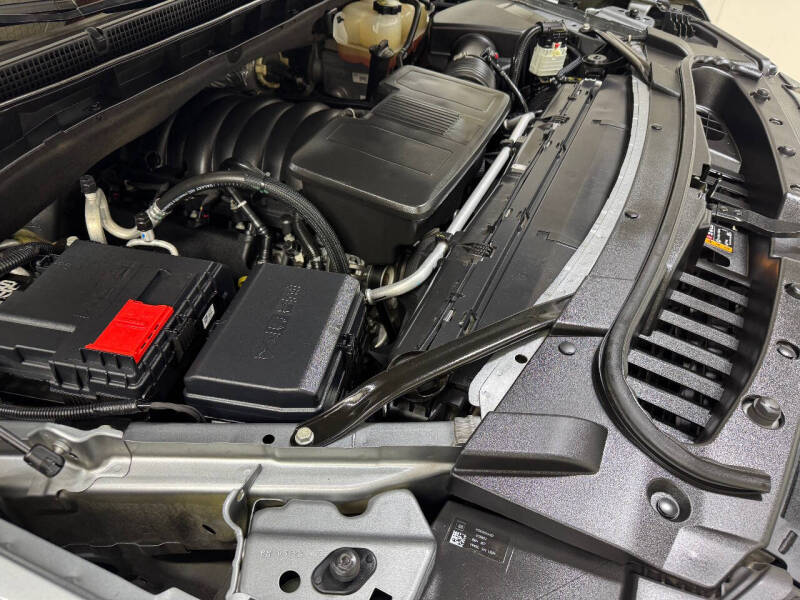 2023 GMC Yukon XL AT4