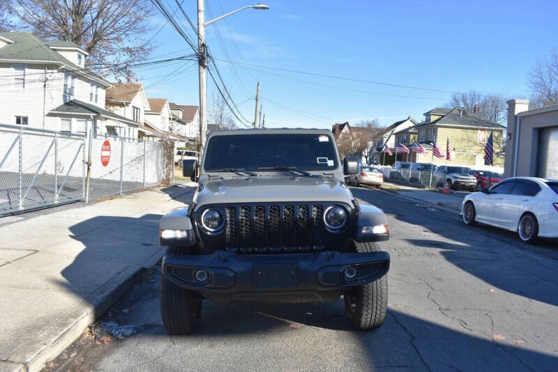 2022 Jeep Gladiator Willys