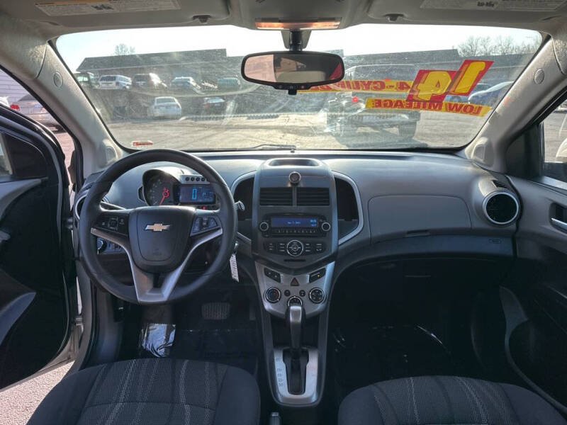 2014 Chevrolet Sonic LT Auto