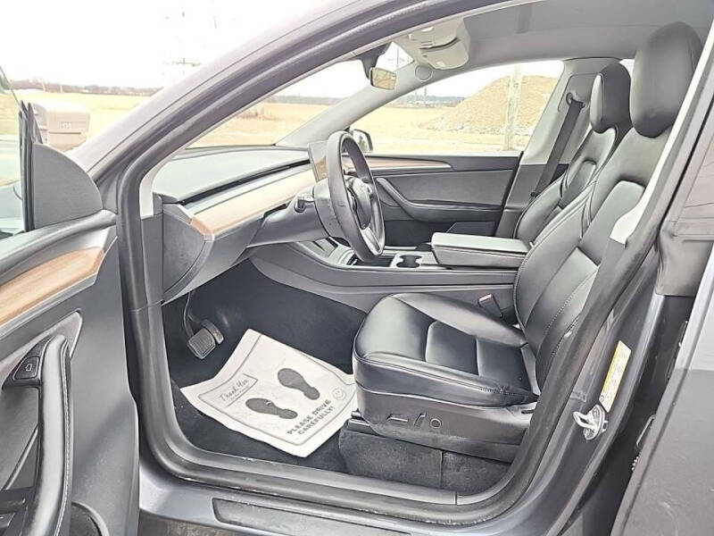 2023 Tesla Model Y Long Range