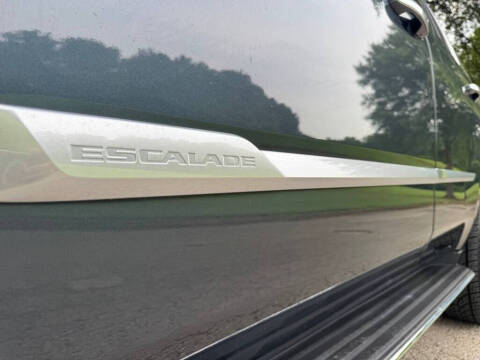 2020 Cadillac Escalade Luxury