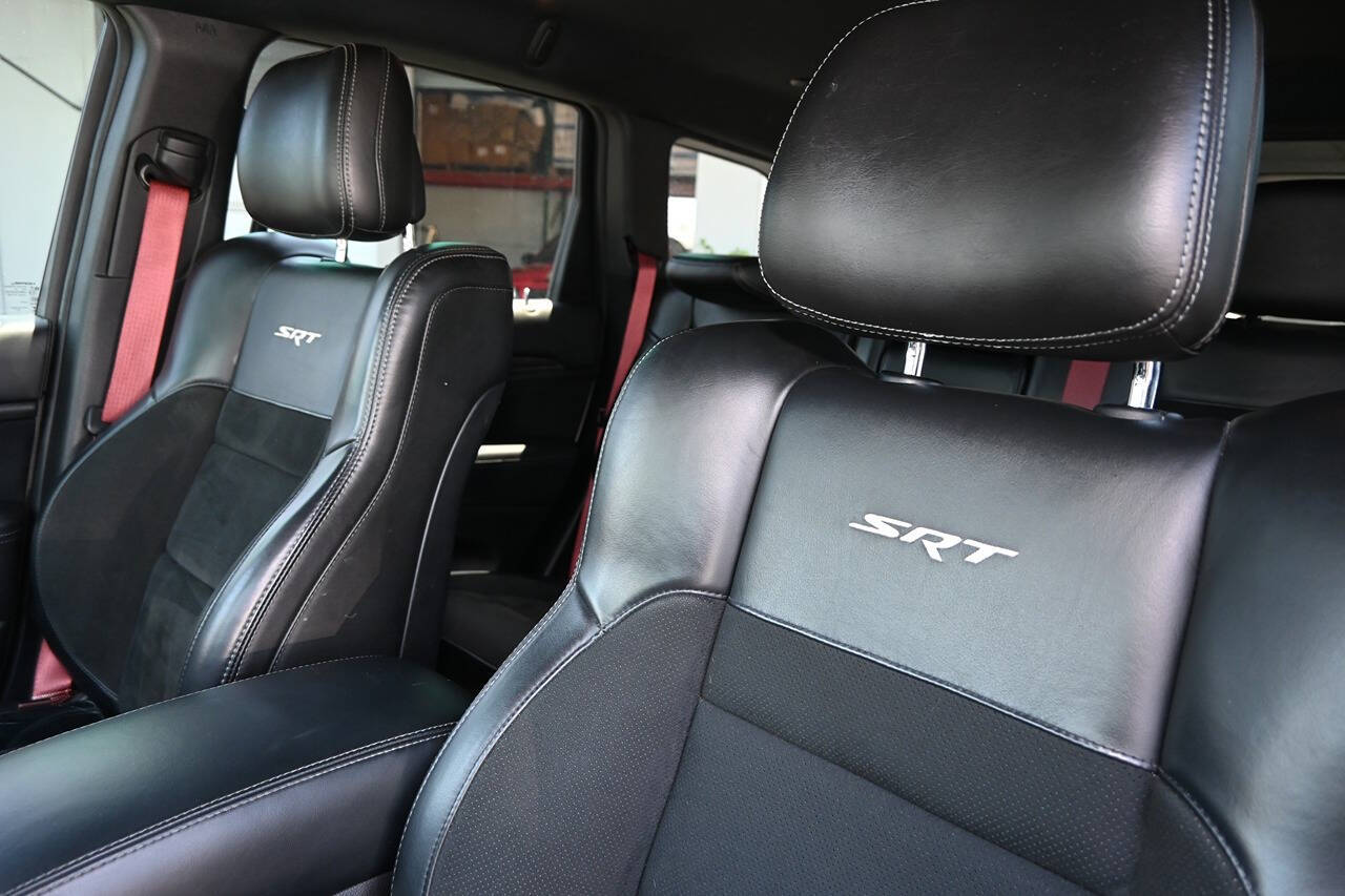 2021 Jeep Grand Cherokee 32