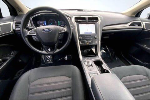 2020 Ford Fusion Hybrid SE